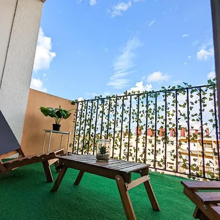 Cosy Mirabelle 2 Ch -balcon & Parking Privatif - Wifi Debit Apartment